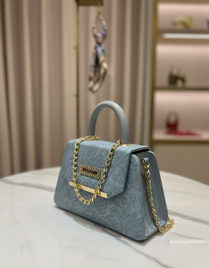 The most unique, textured, and feminine feel … 👜