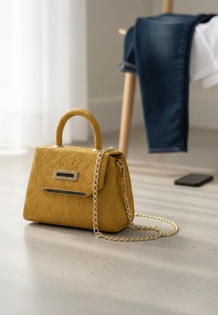 The most unique, textured, and feminine feel … 👜