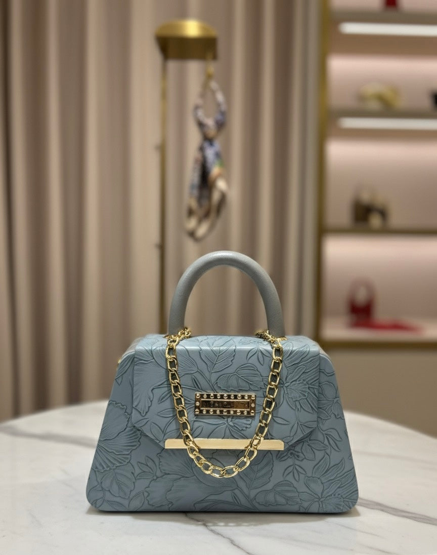 The most unique, textured, and feminine feel … 👜
