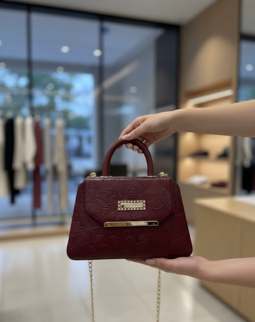 The most unique, textured, and feminine feel … 👜