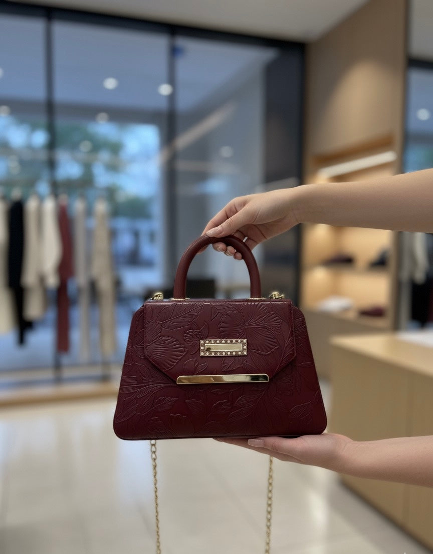 The most unique, textured, and feminine feel … 👜